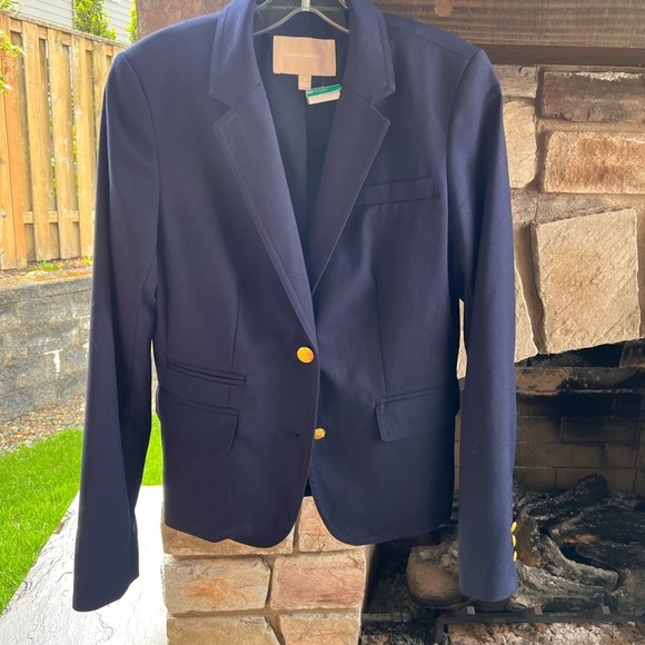 Navy Blazer by Banana Republic Size 6 - Picture 4 of 9